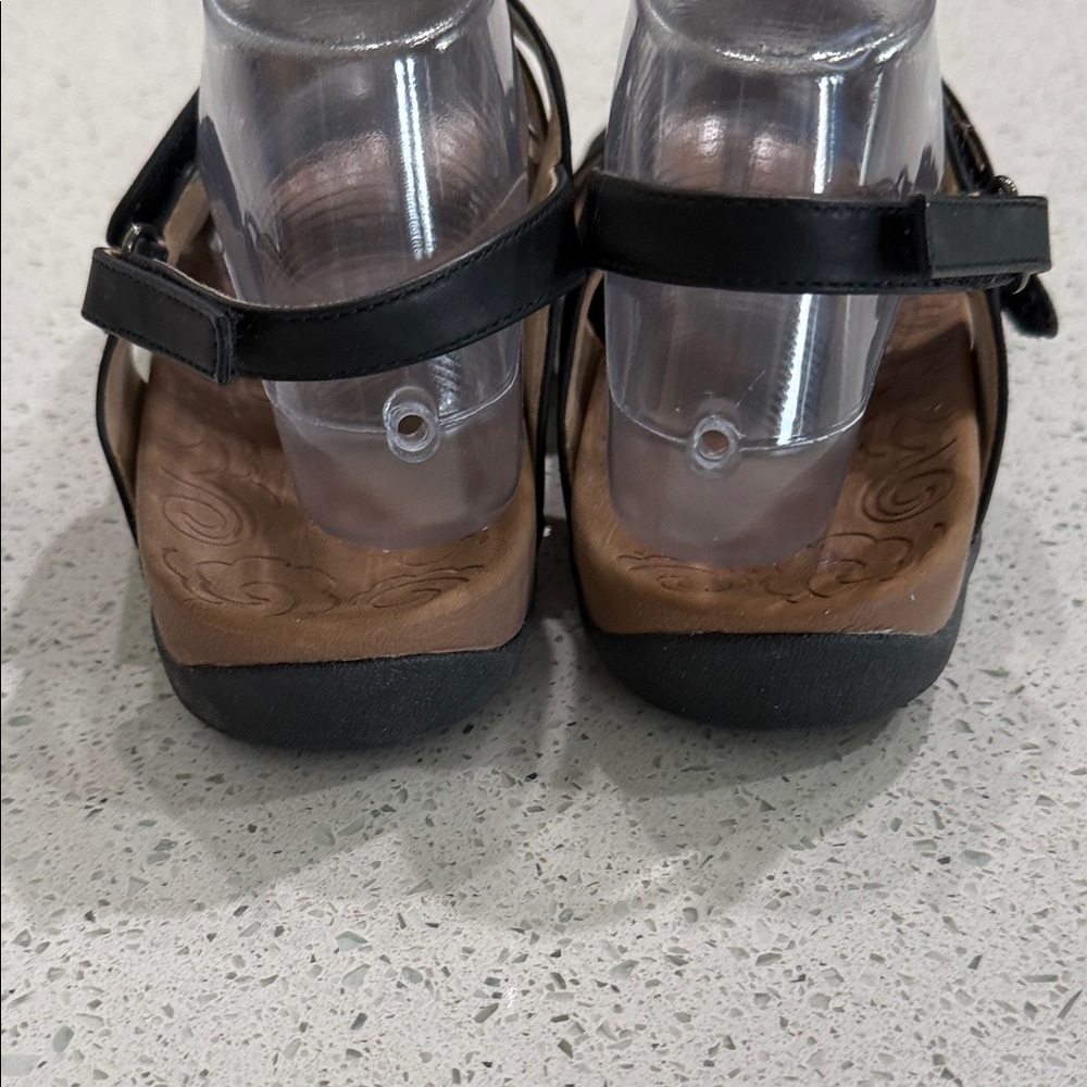 Rockport Black and Brown Slingback Strappy Sandals - Picture 3 of 8